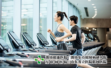 攝圖網(wǎng)_501311358_跑步機運動健身（企業(yè)商用）